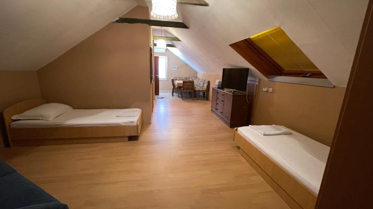 Apartmani Slavonija Orebić Kültér fotó